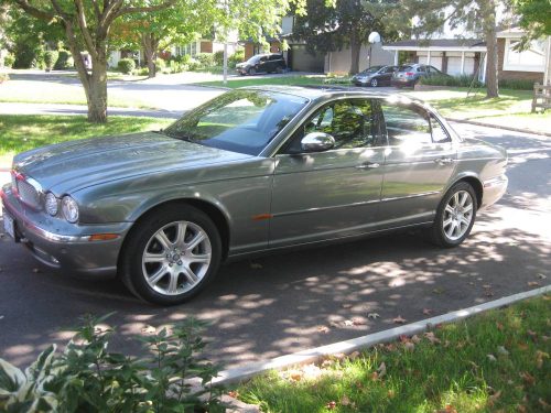 2004_Jaguar_Vanden_Plas_website